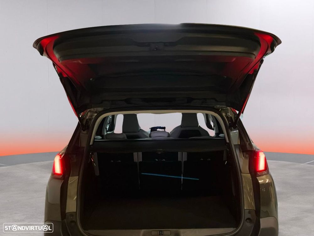 Peugeot 5008 1.2 PureTech Allure EAT8 - 20