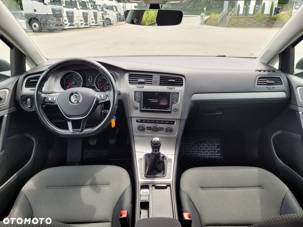 Volkswagen Golf 1.6 TDI BMT Comfortline - 13