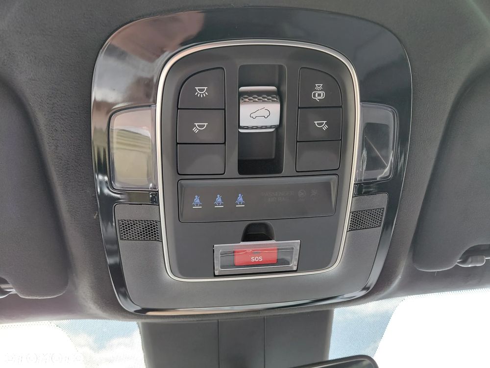 Hyundai Santa Fe - 22