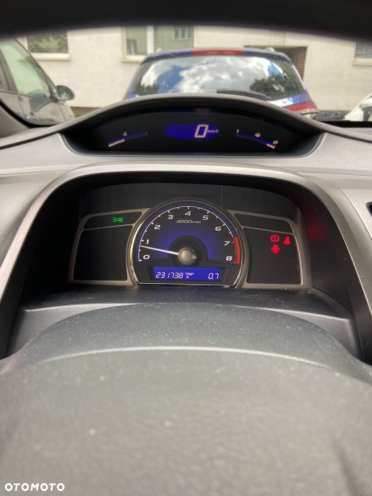 Honda Civic 1.8 Comfort - 18