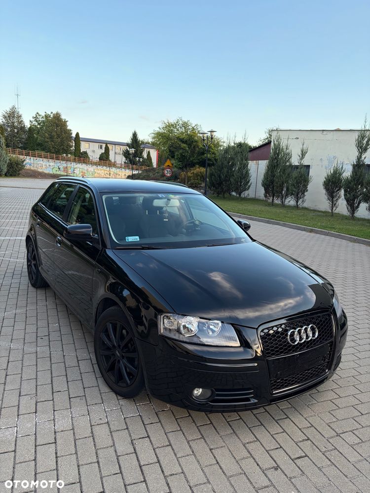 Audi A3 Sportback - 1