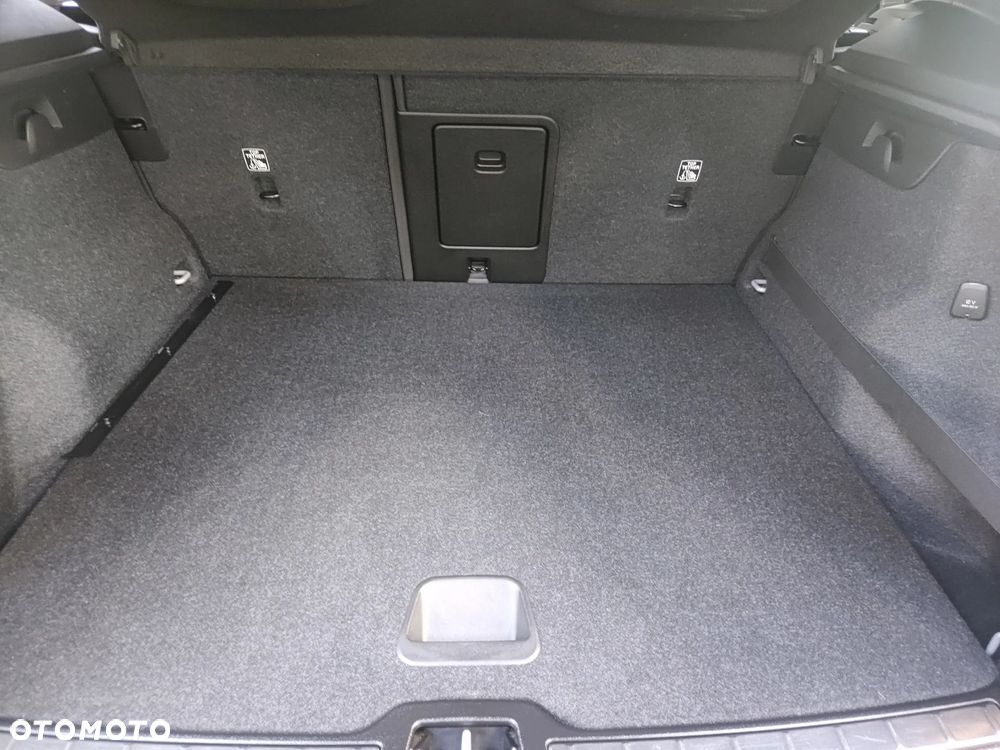 Volvo XC 40 D3 R-Design - 27