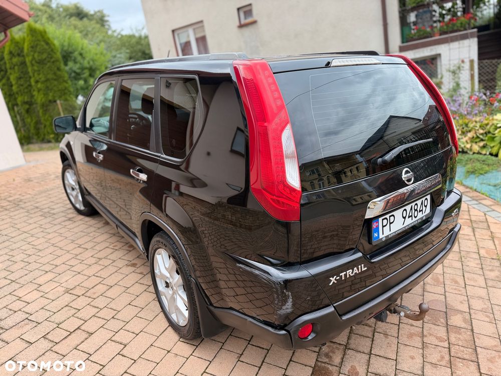 Nissan X-Trail 2.0 dCi 4x4 DPF SE - 18