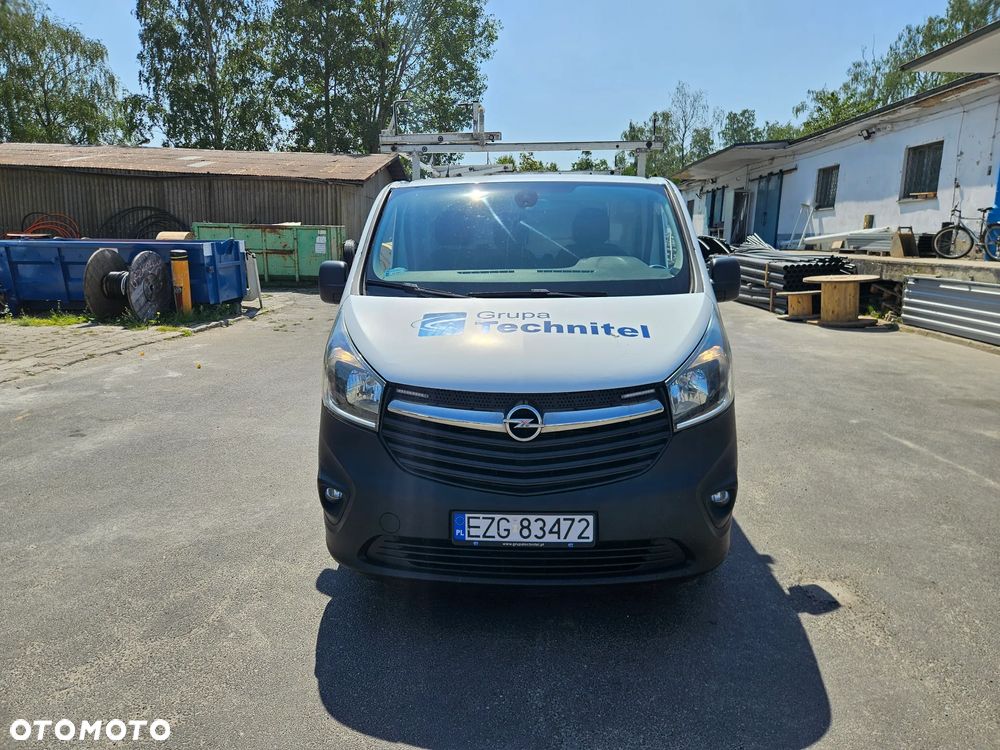 Opel Vivaro - 2
