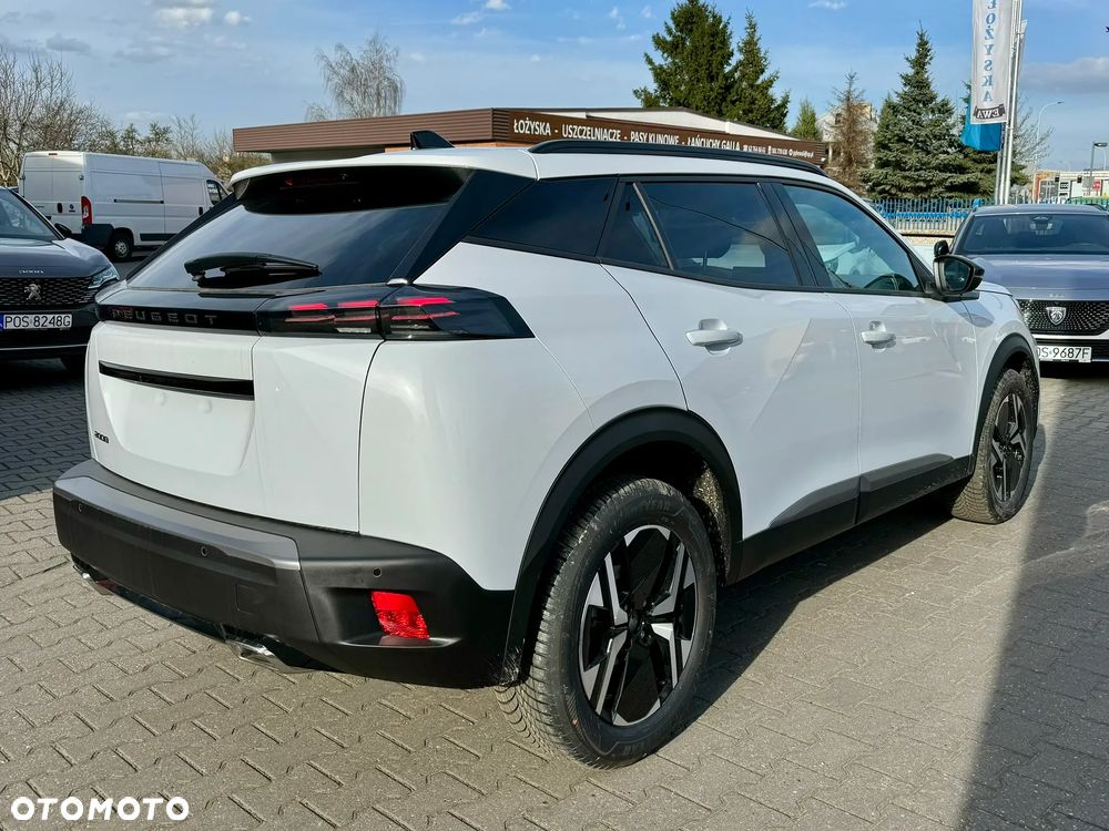 Peugeot 2008 PureTech 100 Allure S&S BVM6 - 8