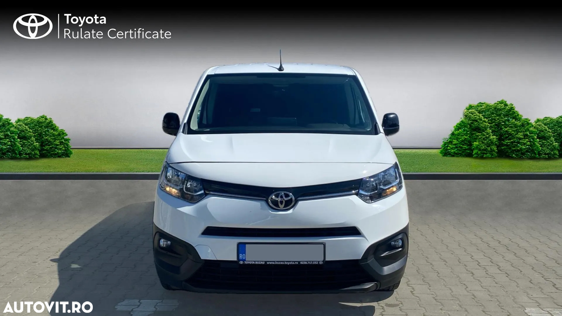 Toyota Proace Verso 1.5 D-4D 102CP 8+1 Base Compact - 2