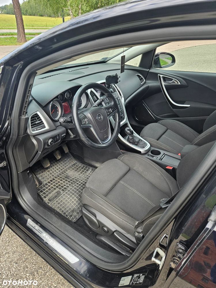 Opel Astra 1.4 T Cosmo - 6