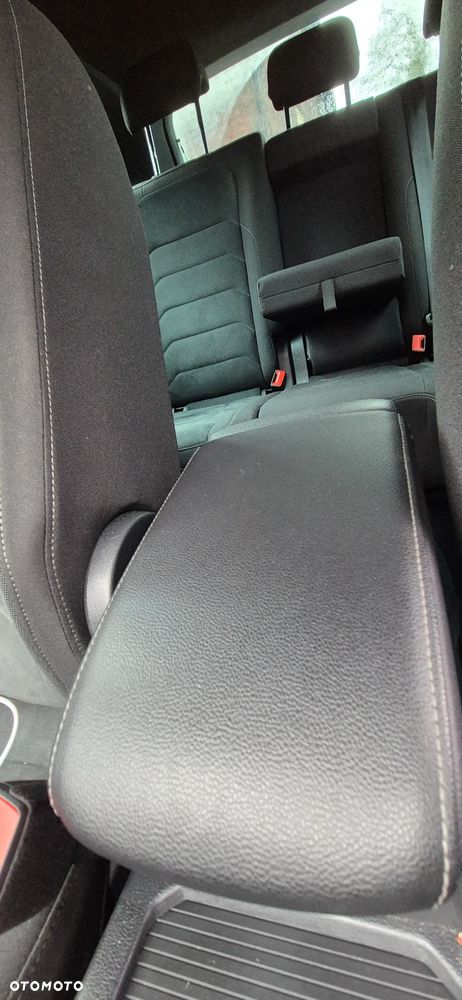 Volkswagen Tiguan - 10