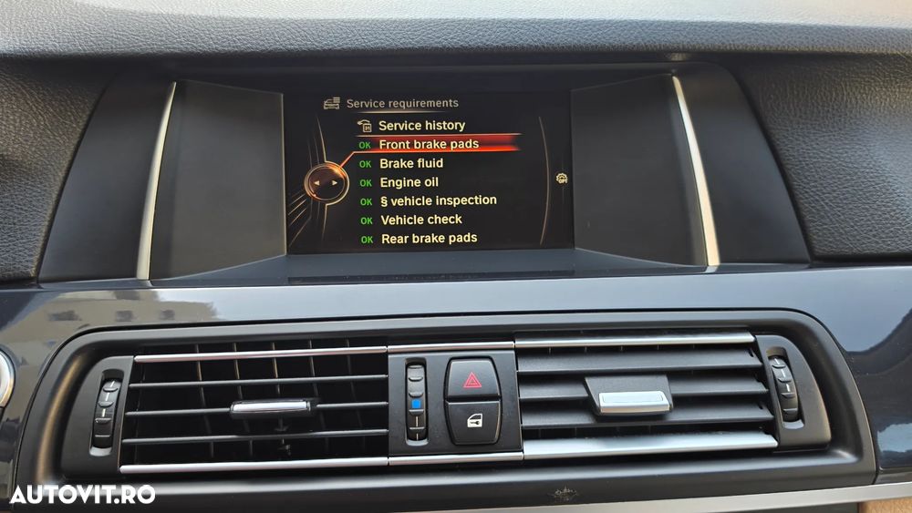 BMW Seria 5 520d xDrive AT - 9