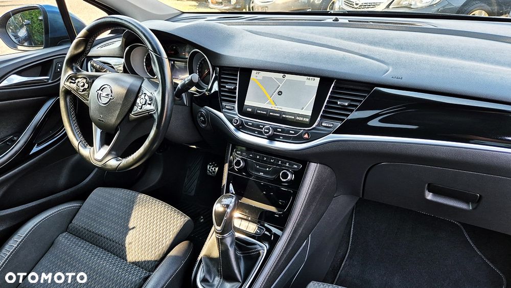 Opel Astra 1.6 T Elite S&S - 39