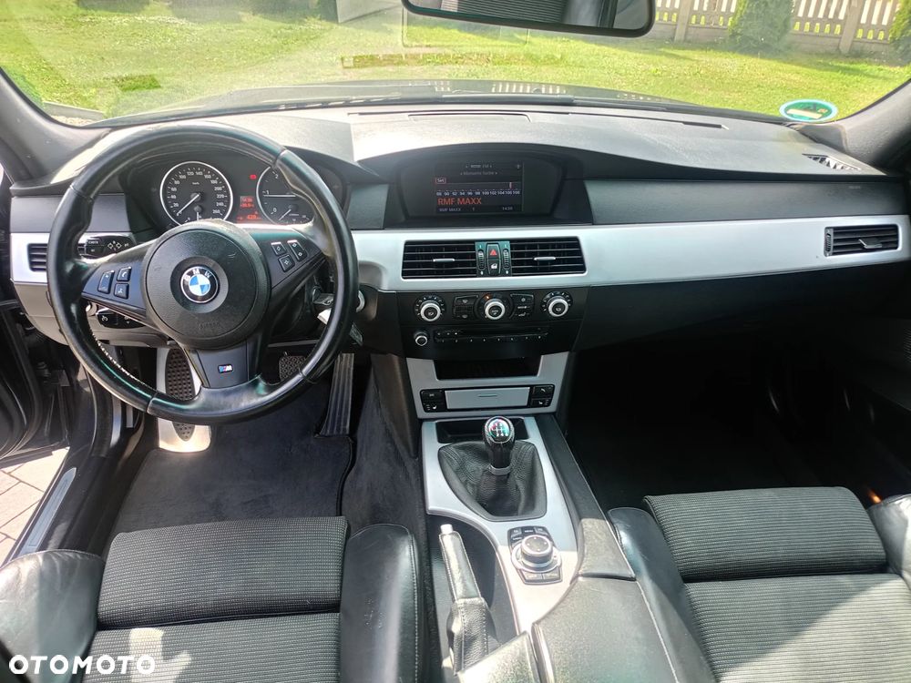 BMW Seria 5 520d Edition Sport - 25