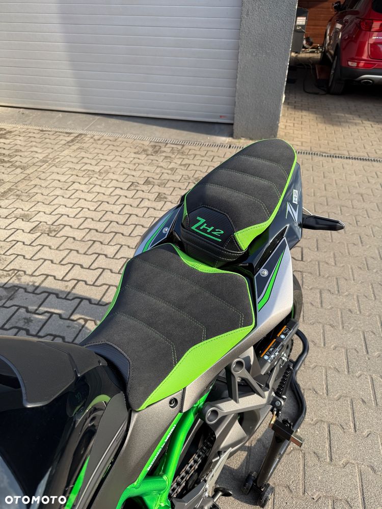 Kawasaki H2 - 6