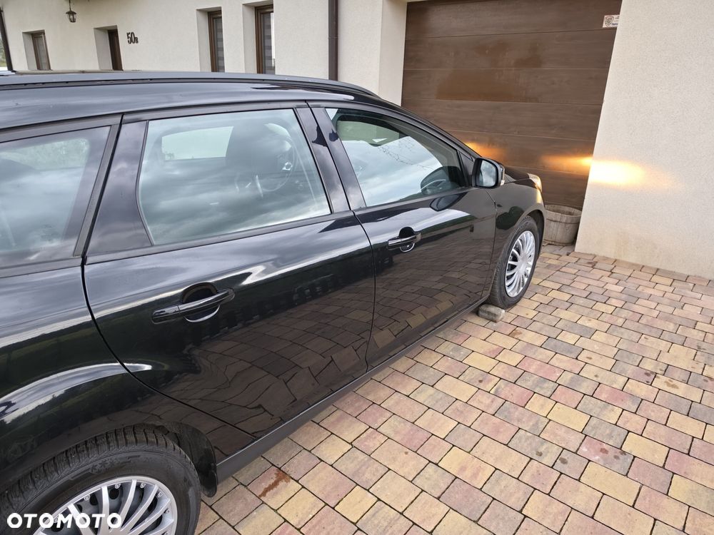Ford Focus - 8