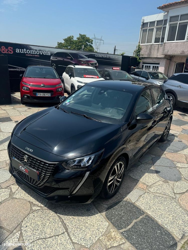 Peugeot 208 PureTech 100 Allure — fotografia 7