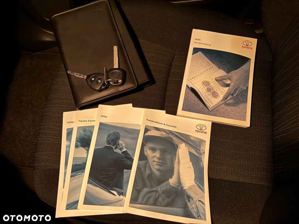 Toyota Auris 1.33 VVT-i Terra - 39