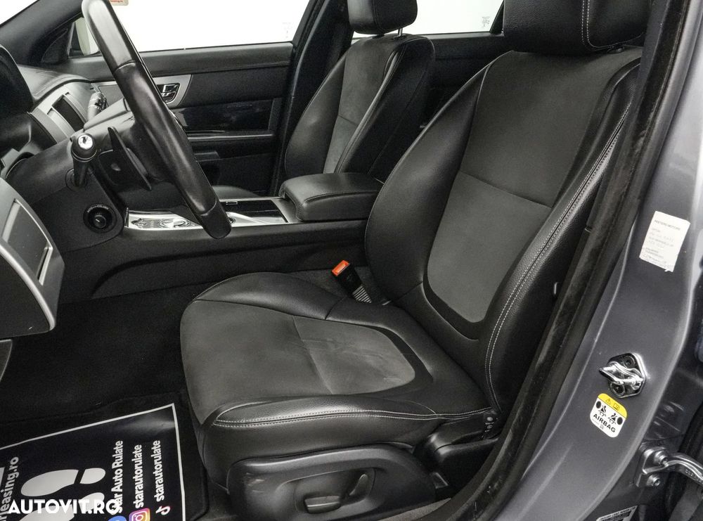 Jaguar XF 2.2D Premium Luxury - 14
