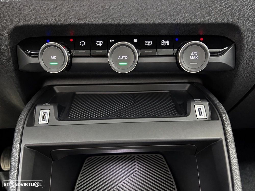 Citroën e-C4 X 50 kWh Shine - 18