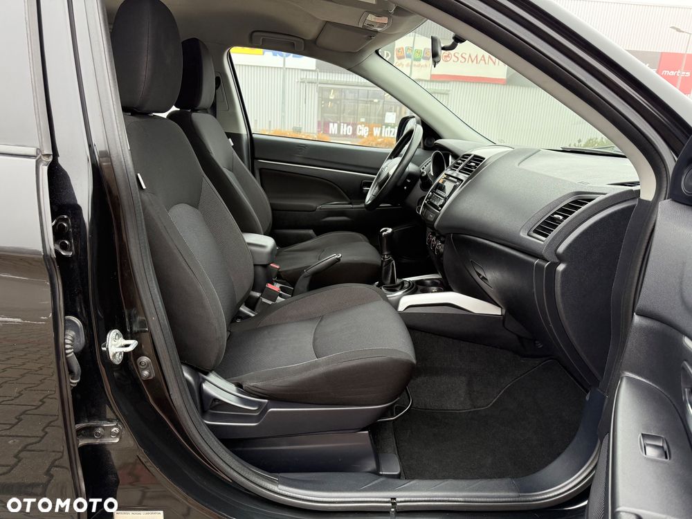 Mitsubishi ASX 1.6 2WD Inform - 31