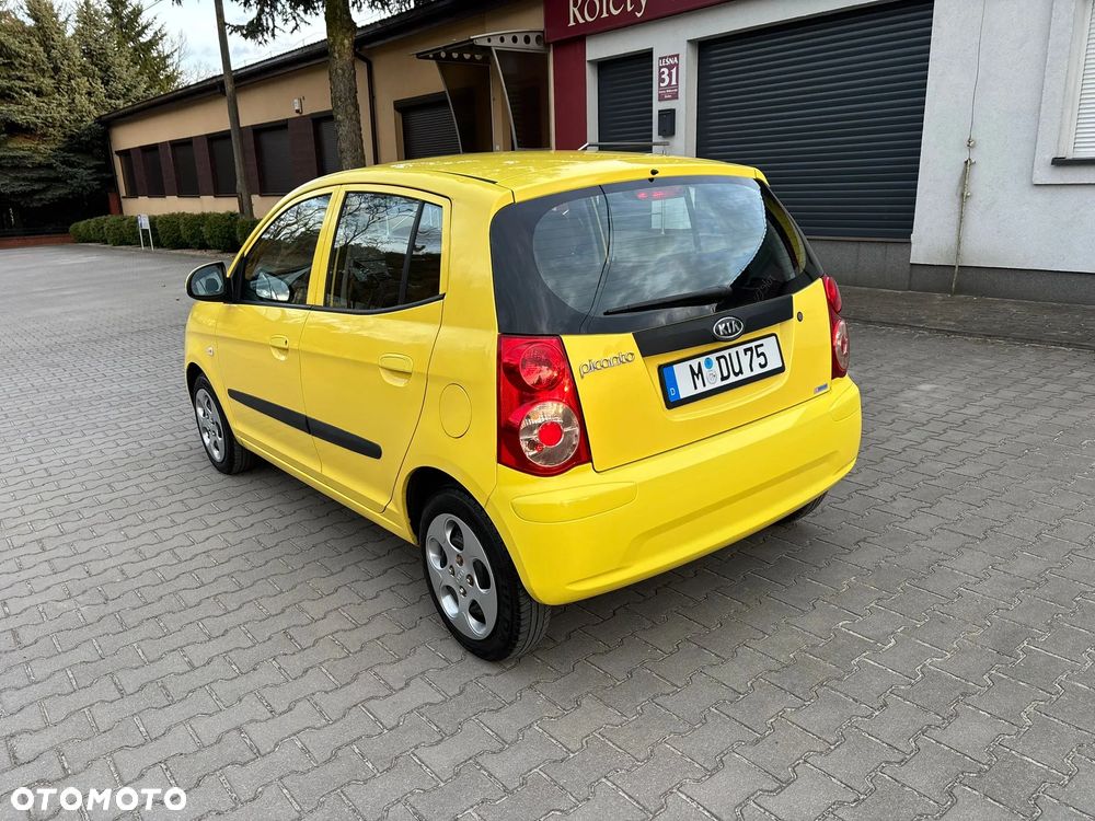 Kia Picanto - 21
