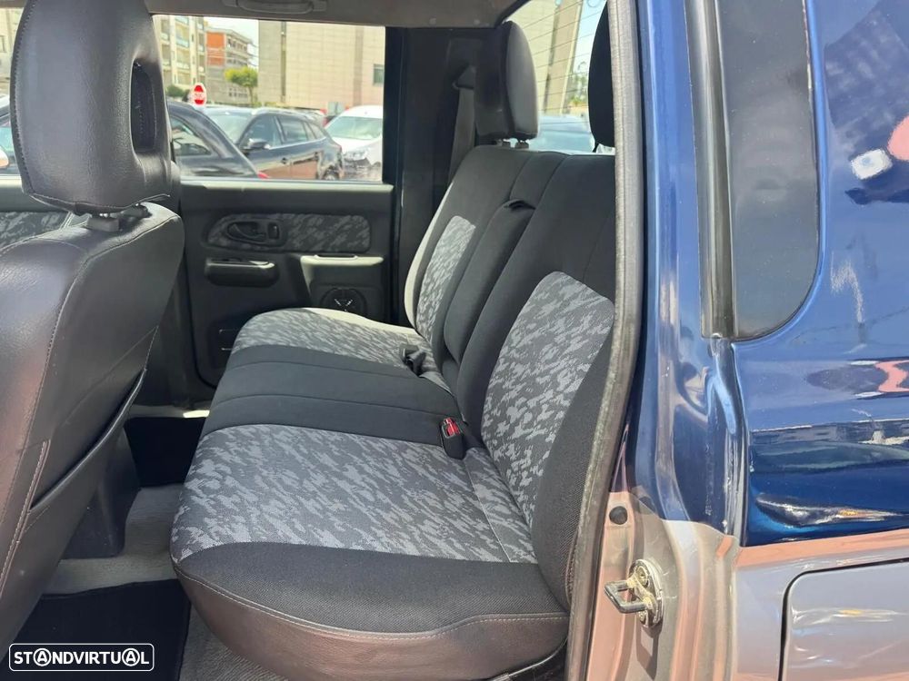 Mitsubishi L200 2.5 TD CD 3200 - 20
