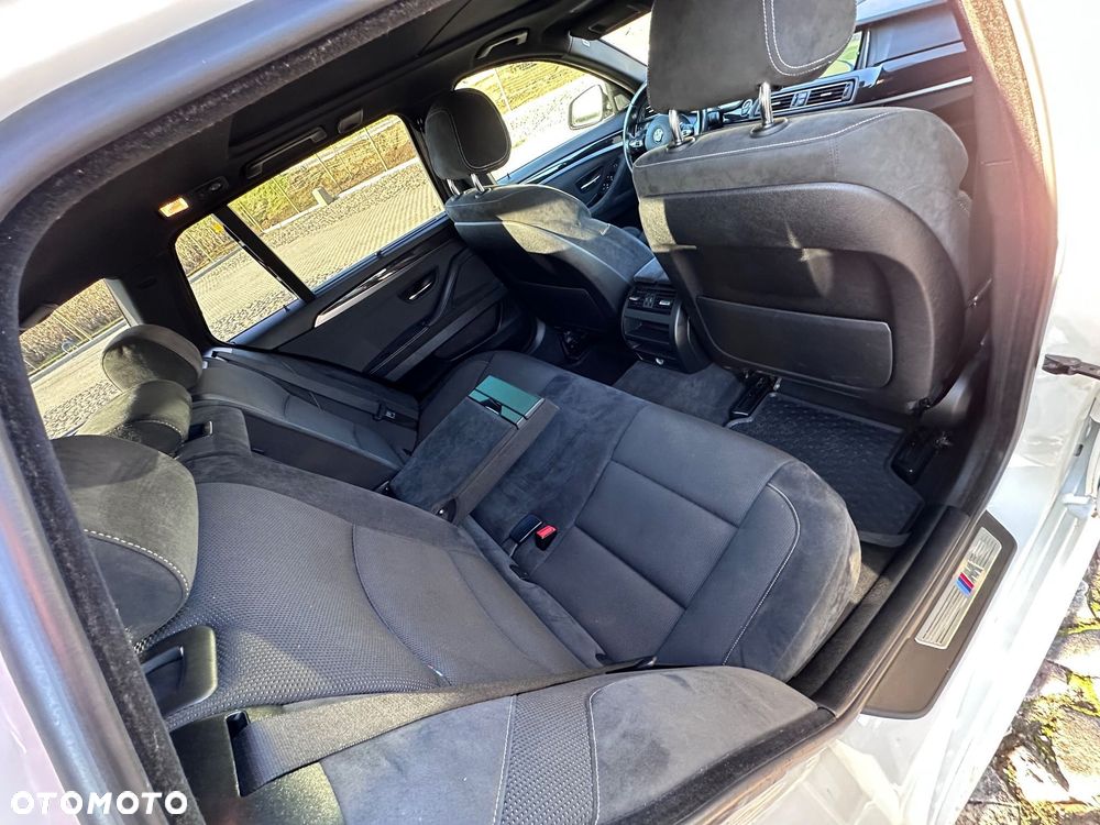 BMW Seria 5 530d xDrive - 17