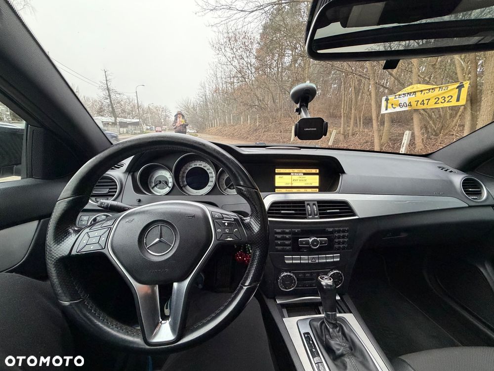 Mercedes-Benz Klasa C 180 BlueEFFICIENCY 7G-TRONIC - 7