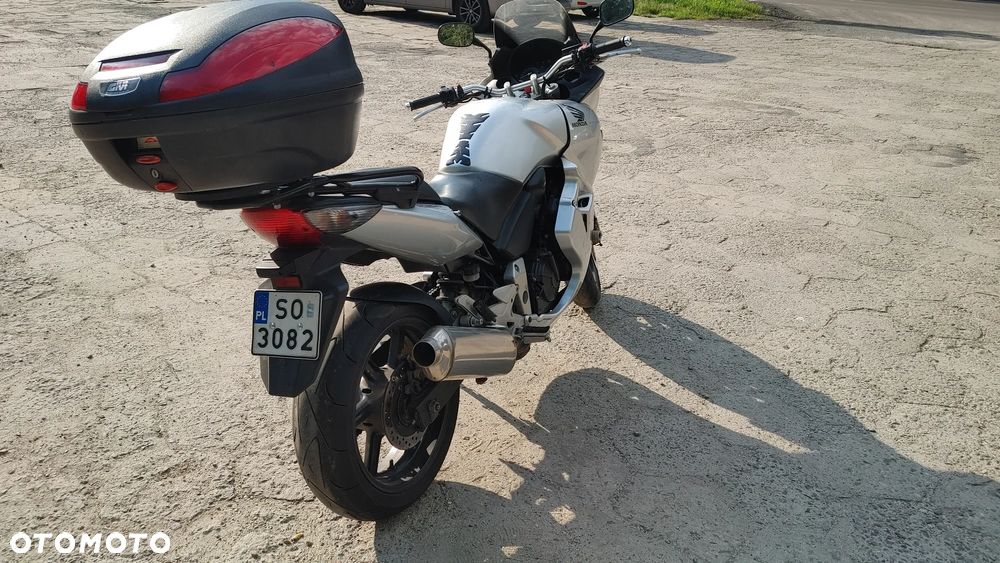 Honda CBF - 4