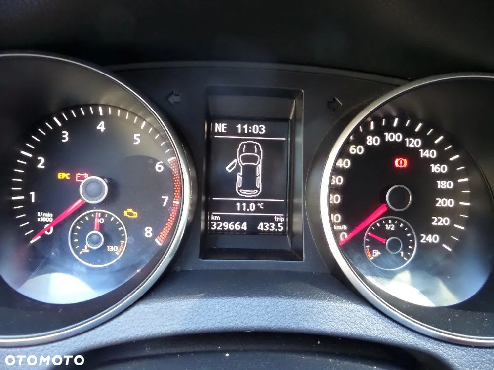 Volkswagen Golf 1.6 Comfortline - 8