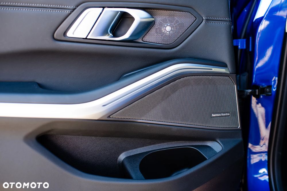 BMW M3 Competition xDrive sport - 22