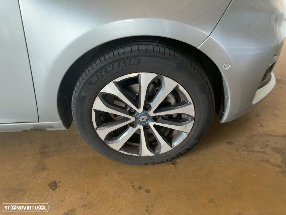 Renault Zoe - 9