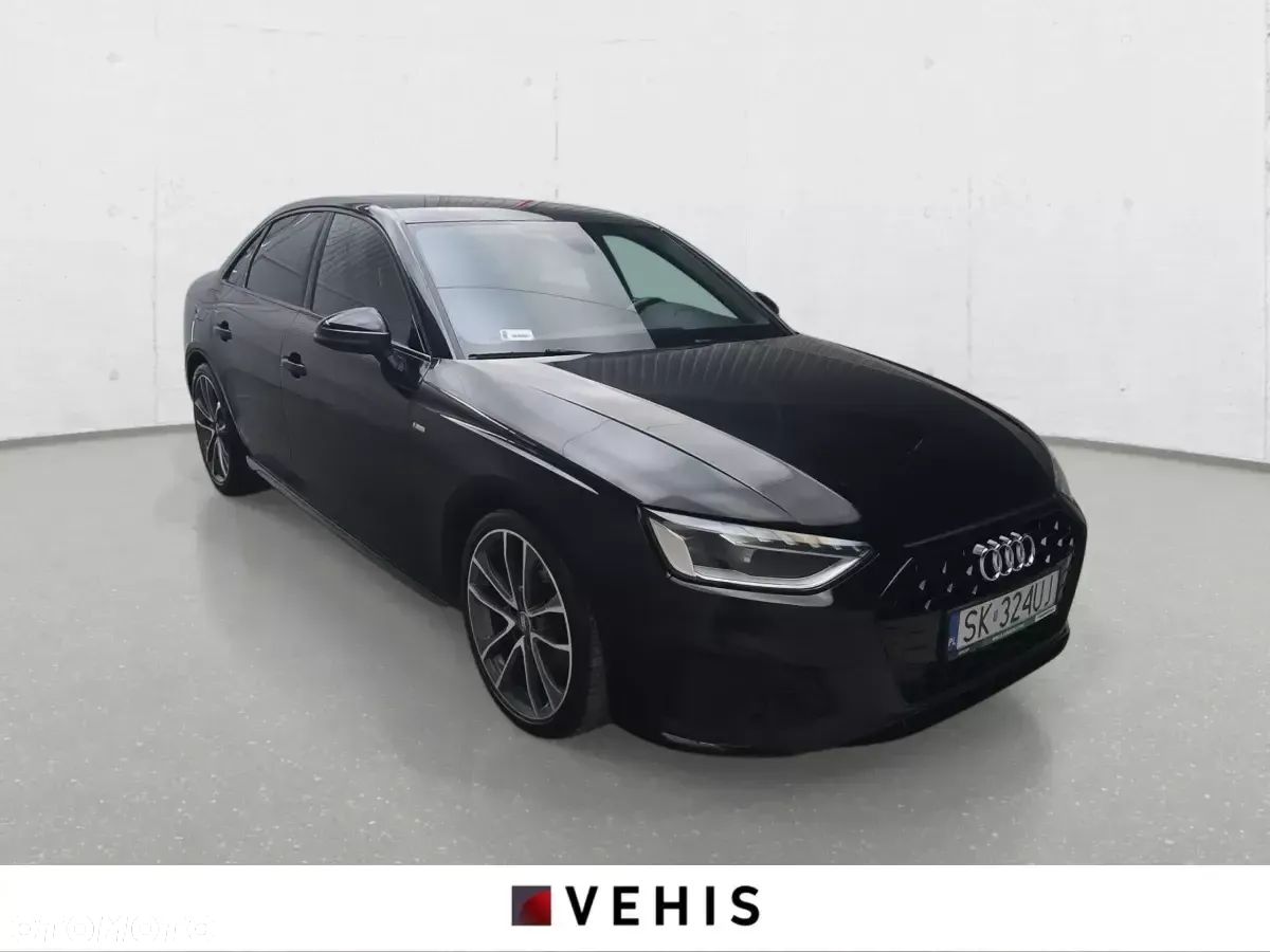 Audi A4 - 1