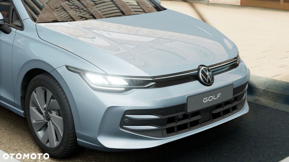 Volkswagen Golf - 6