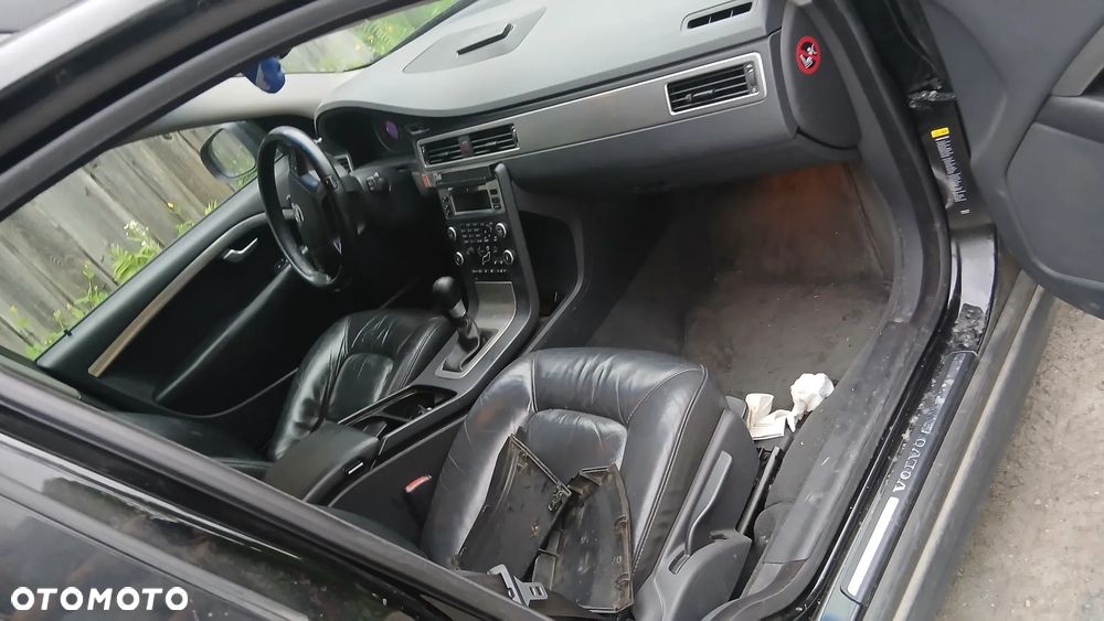 Volvo V70 2.0D Momentum - 5