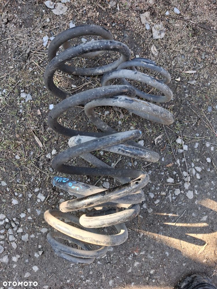 Spreżyny tył MERCEDES VITO W639 2SZT OE - 1