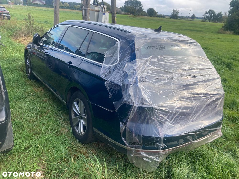 Volkswagen Passat 2.0 TSI Elegance DSG - 4