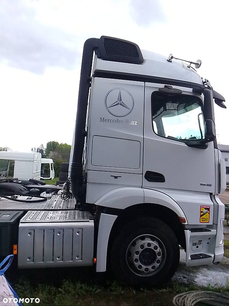 Mercedes-Benz 1845 ACTROS - 5