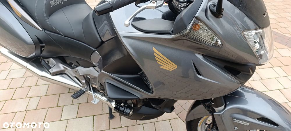 Honda Deauville - 17