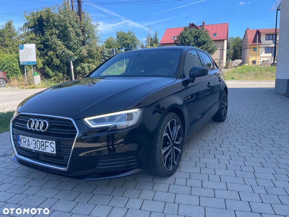 Audi A3 Sportback - 1