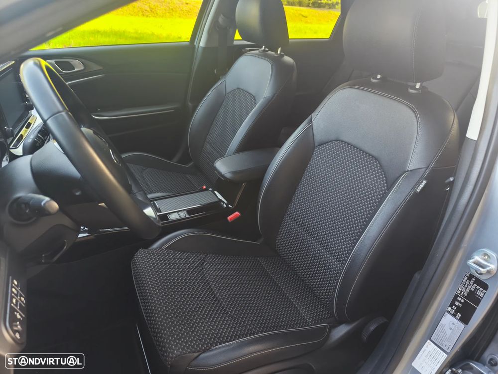 Kia Ceed SW - 10