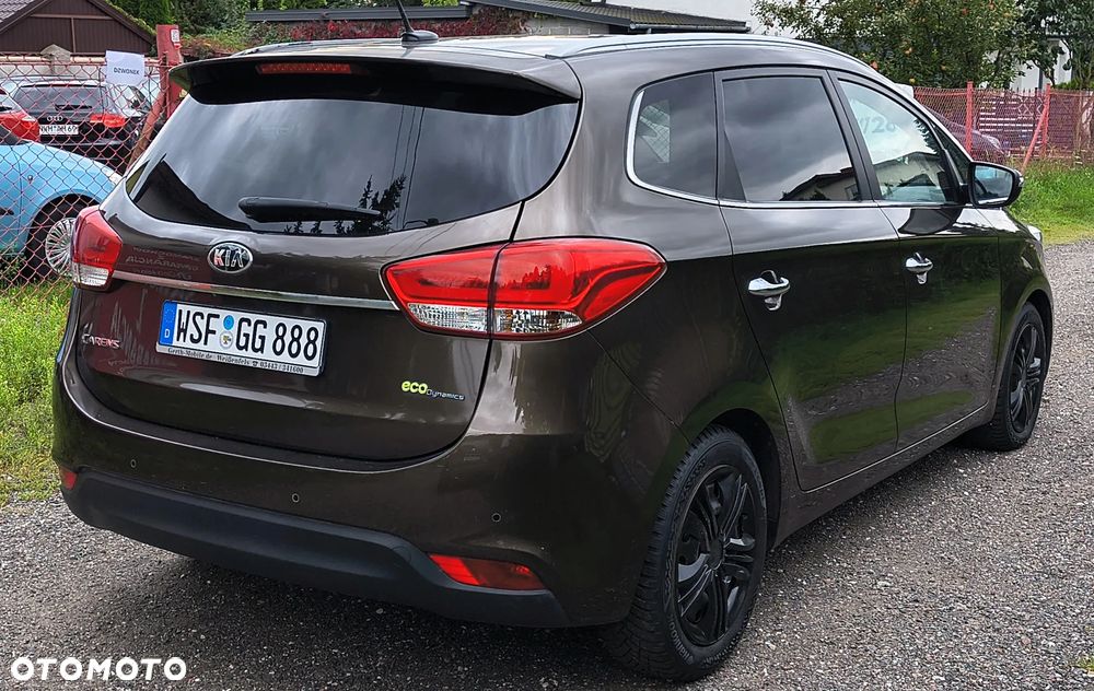 Kia Carens 1.7 CRDi 136 Fifa World Cup Edition - 3