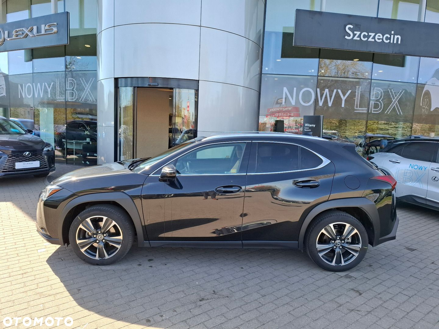 Lexus UX - 2