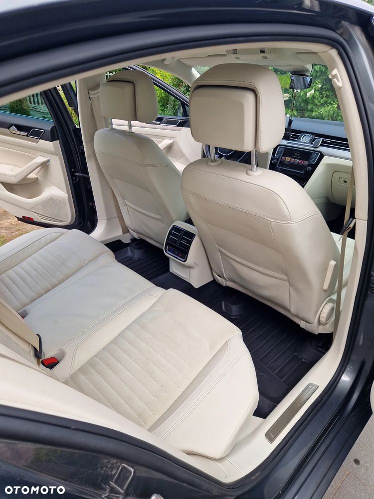 Volkswagen Passat 1.8 TSI BMT Comfortline DSG - 13