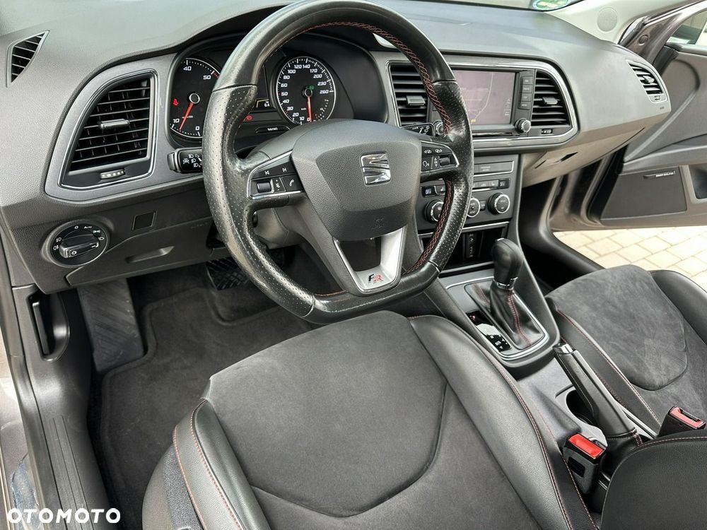 Seat Leon Sportstourer 2.0 TDI DPF DSG FR - 10