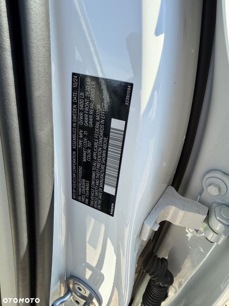 Volvo XC 60 B5 B AWD Geartronic RDesign - 27