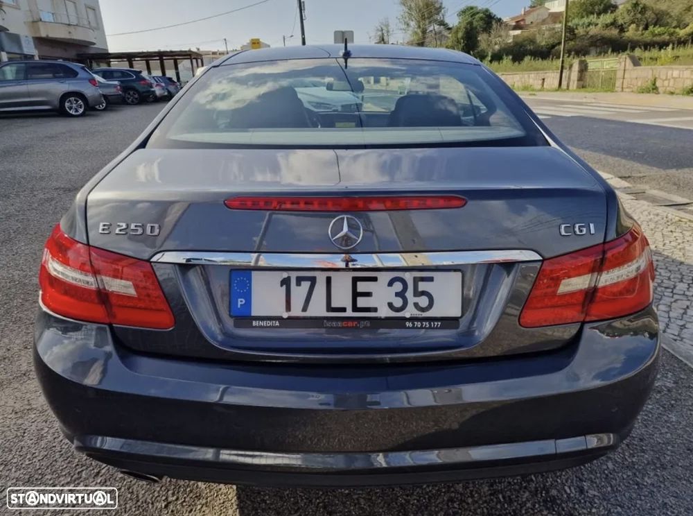 Mercedes-Benz E 250 CGi Avantgarde BlueEfficiency Auto - 2