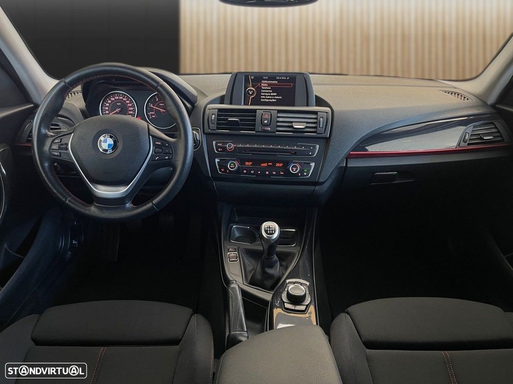 BMW 118 d Line Sport - 4