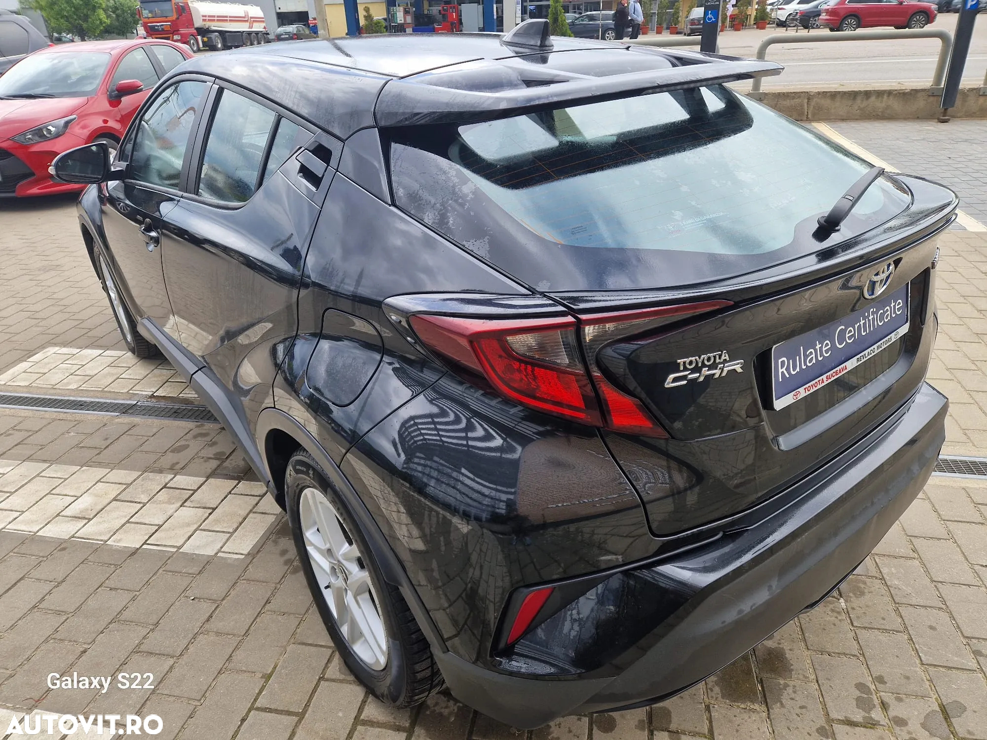 Toyota C-HR 1.8 HSD 4x2 CVT C-ult - 7