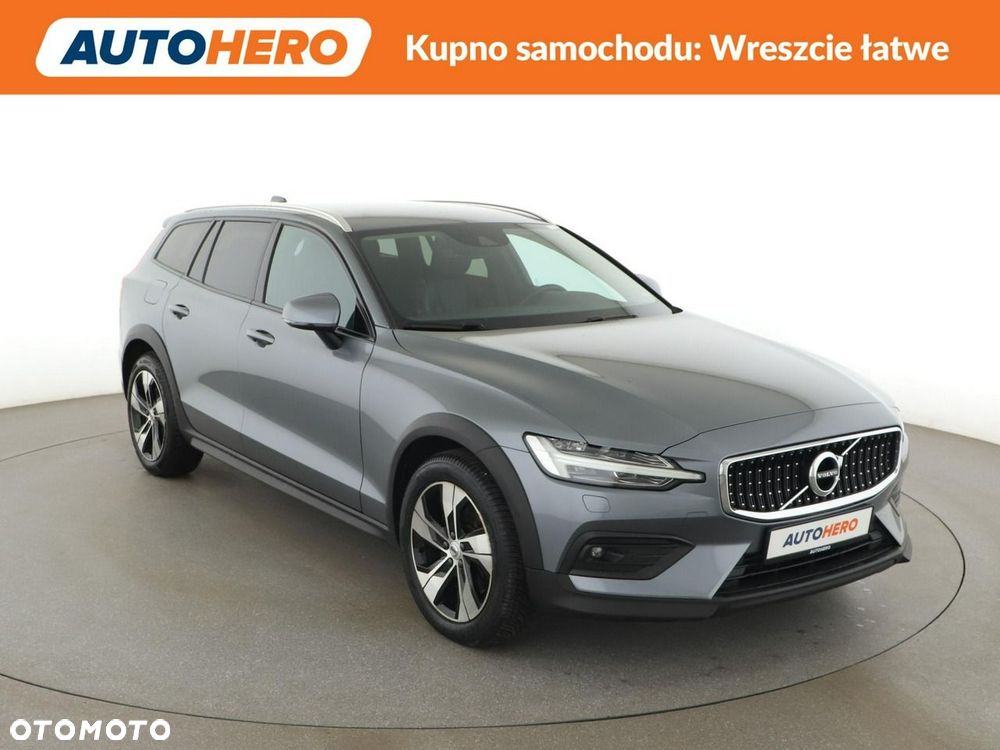 Volvo V60 Cross Country D4 AWD - 11