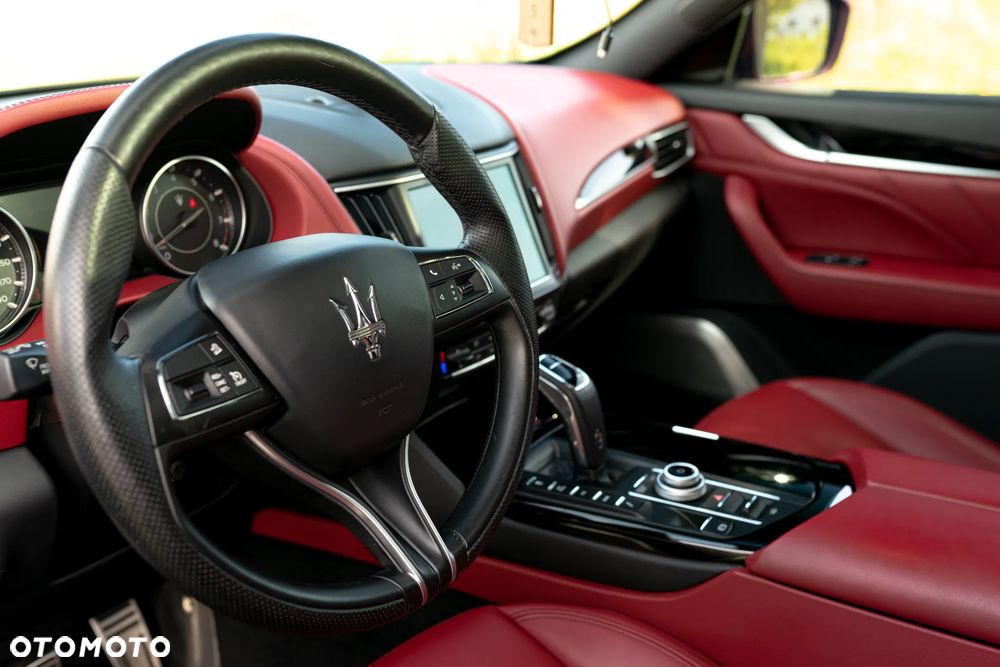 Maserati Levante - 21