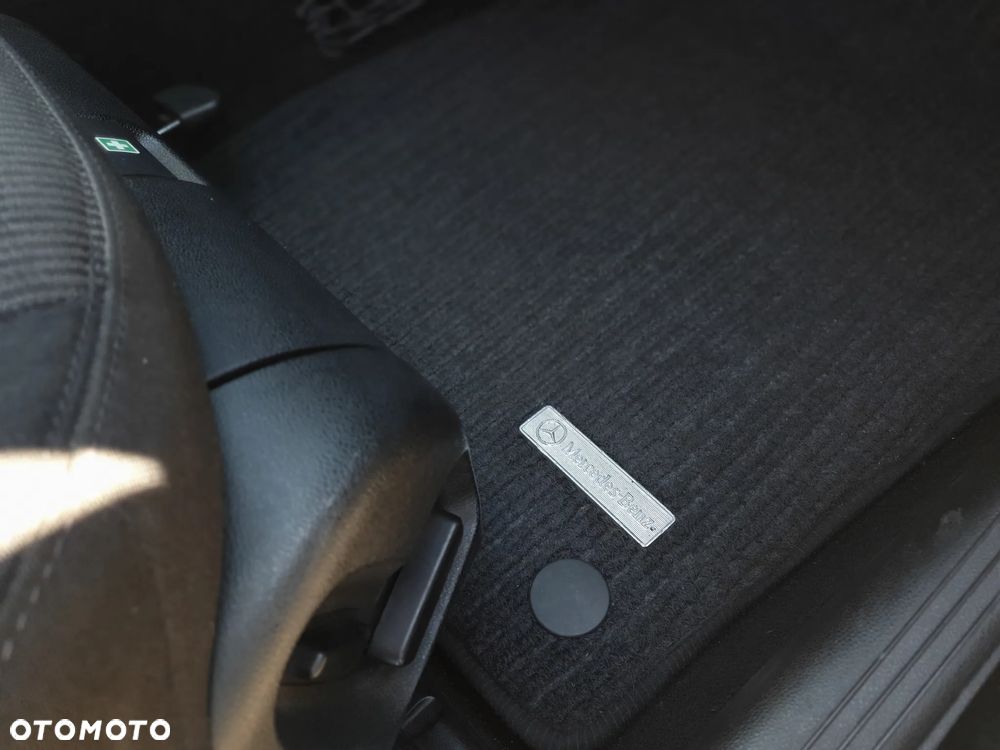 Mercedes-Benz Klasa E 200 Kompressor Automatik Elegance - 37